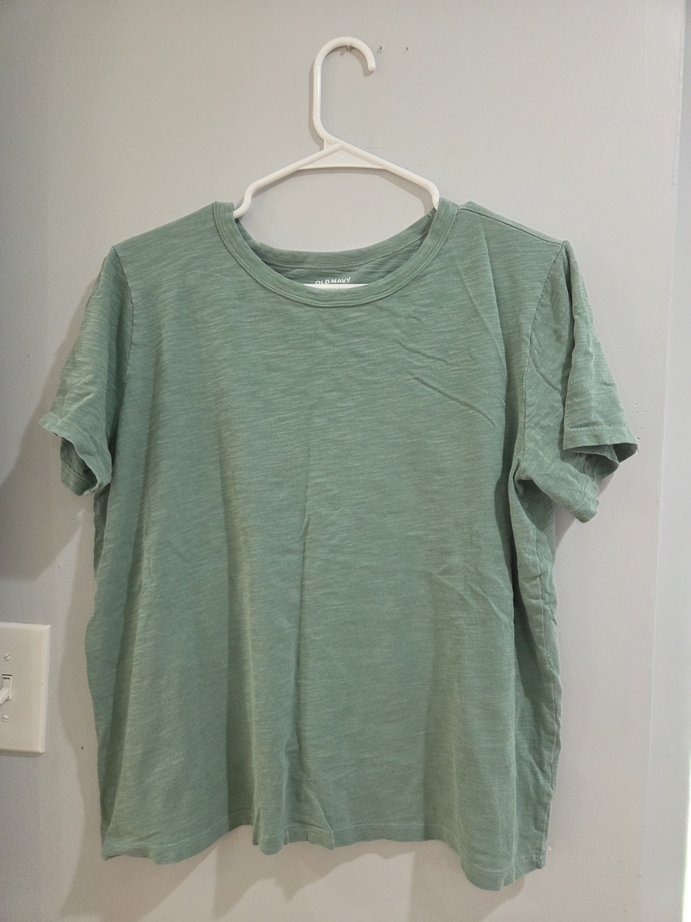Old Navy Women's Sage Green Short Sleeve Tee